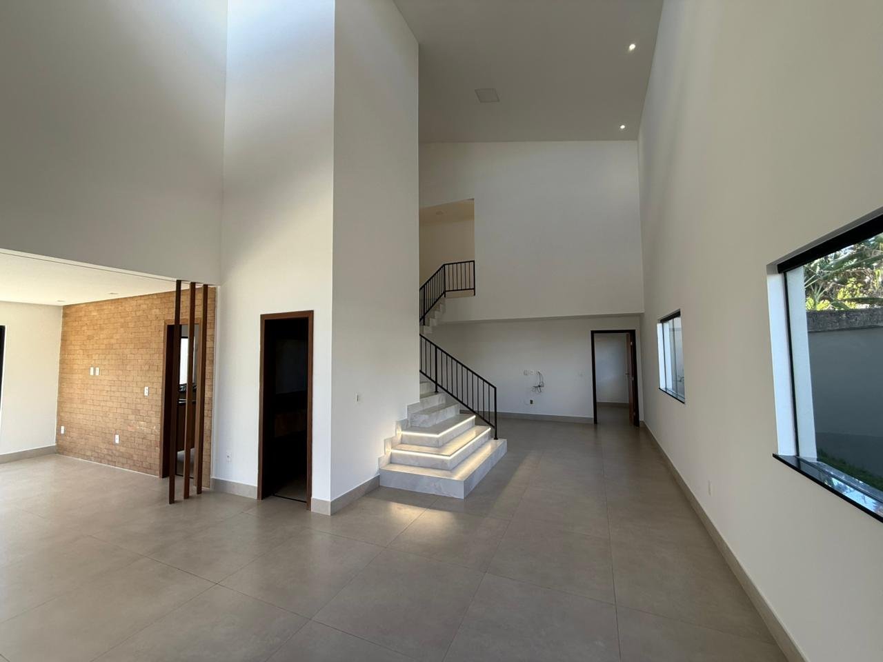 Casa Alto Padrão no Condomínio Arvoredo Castanheira